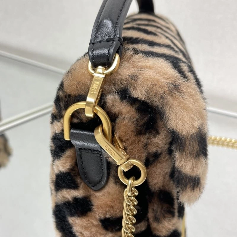 Fendi Satchel Bags Durable 72820