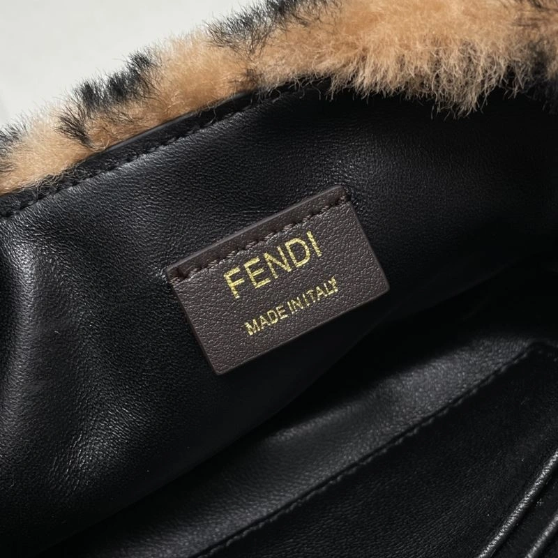 Fendi Satchel Bags Durable 72820