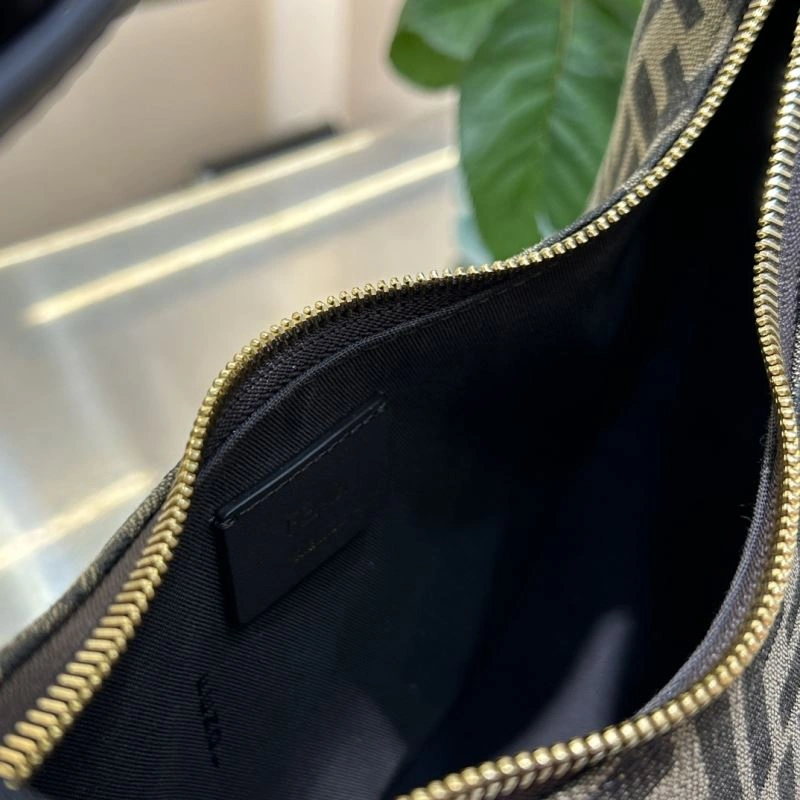 Fendi Satchel Bags Sleek 72799