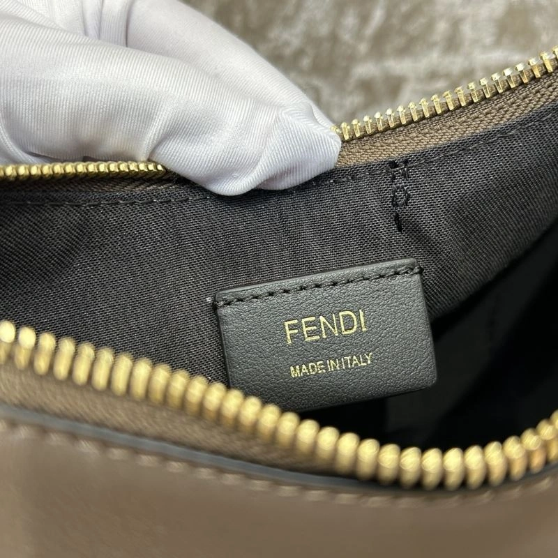 Fendi Satchel Bags Casual 72795