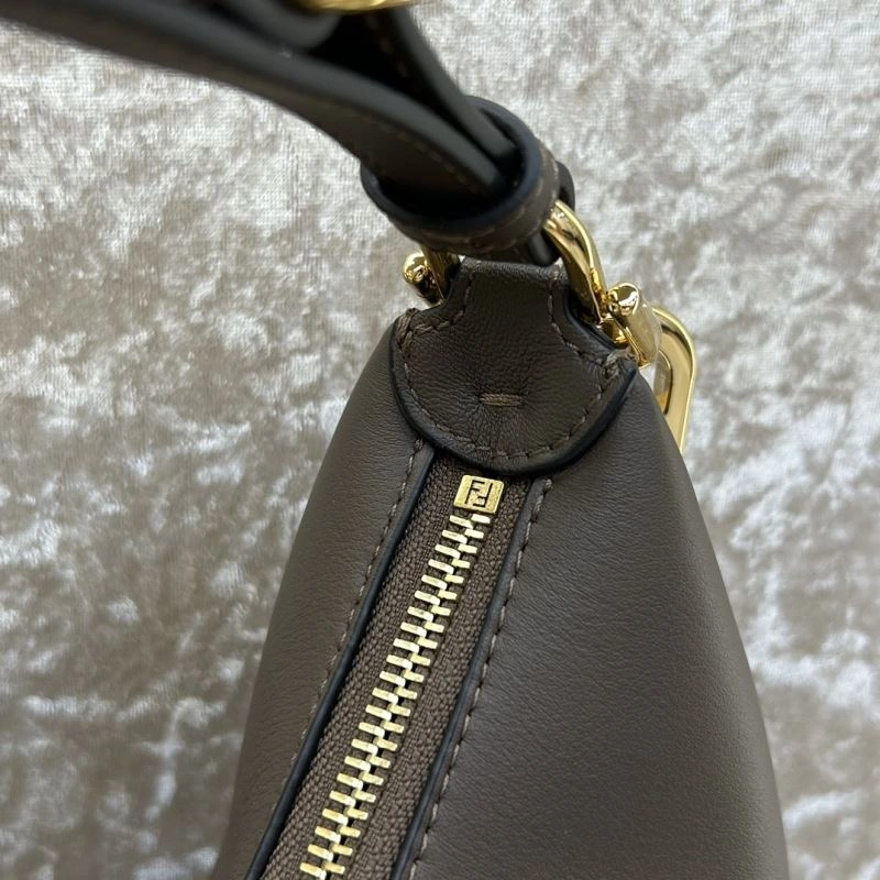 Fendi Satchel Bags Casual 72795