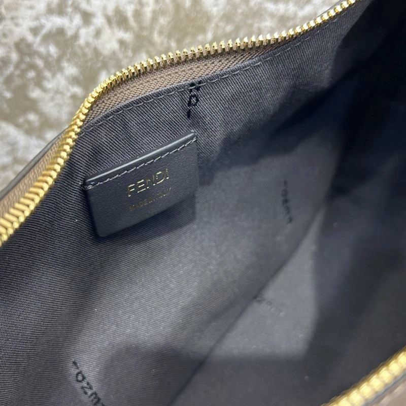 Fendi Satchel Bags Casual 72795
