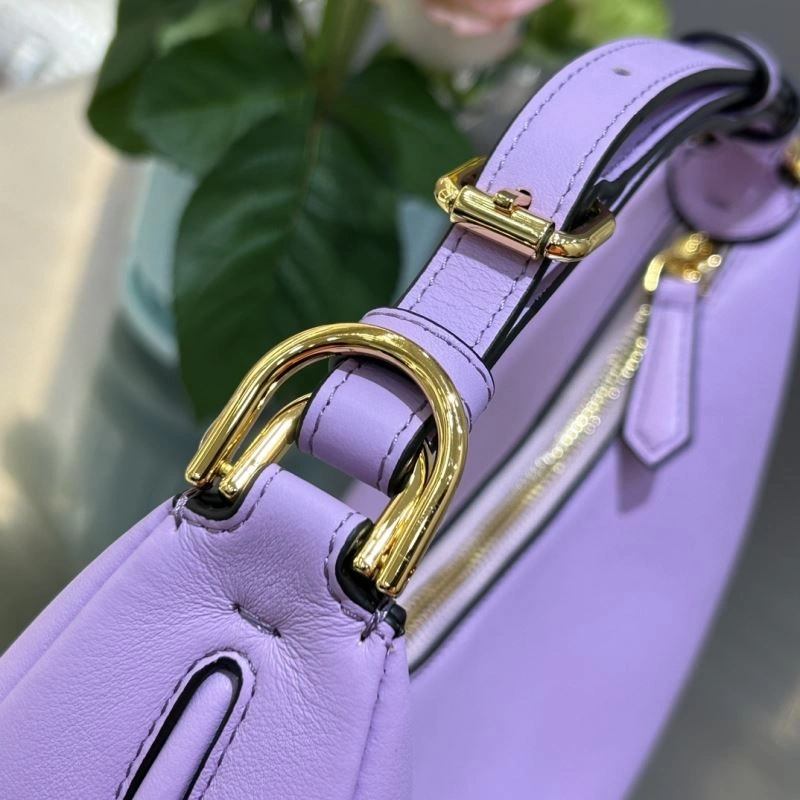 Fendi Satchel Bags Comfortable 72788