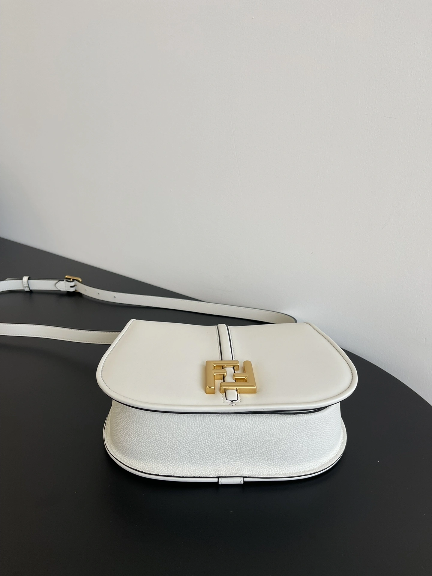 Trendy Fendi Satchel Bags 69799