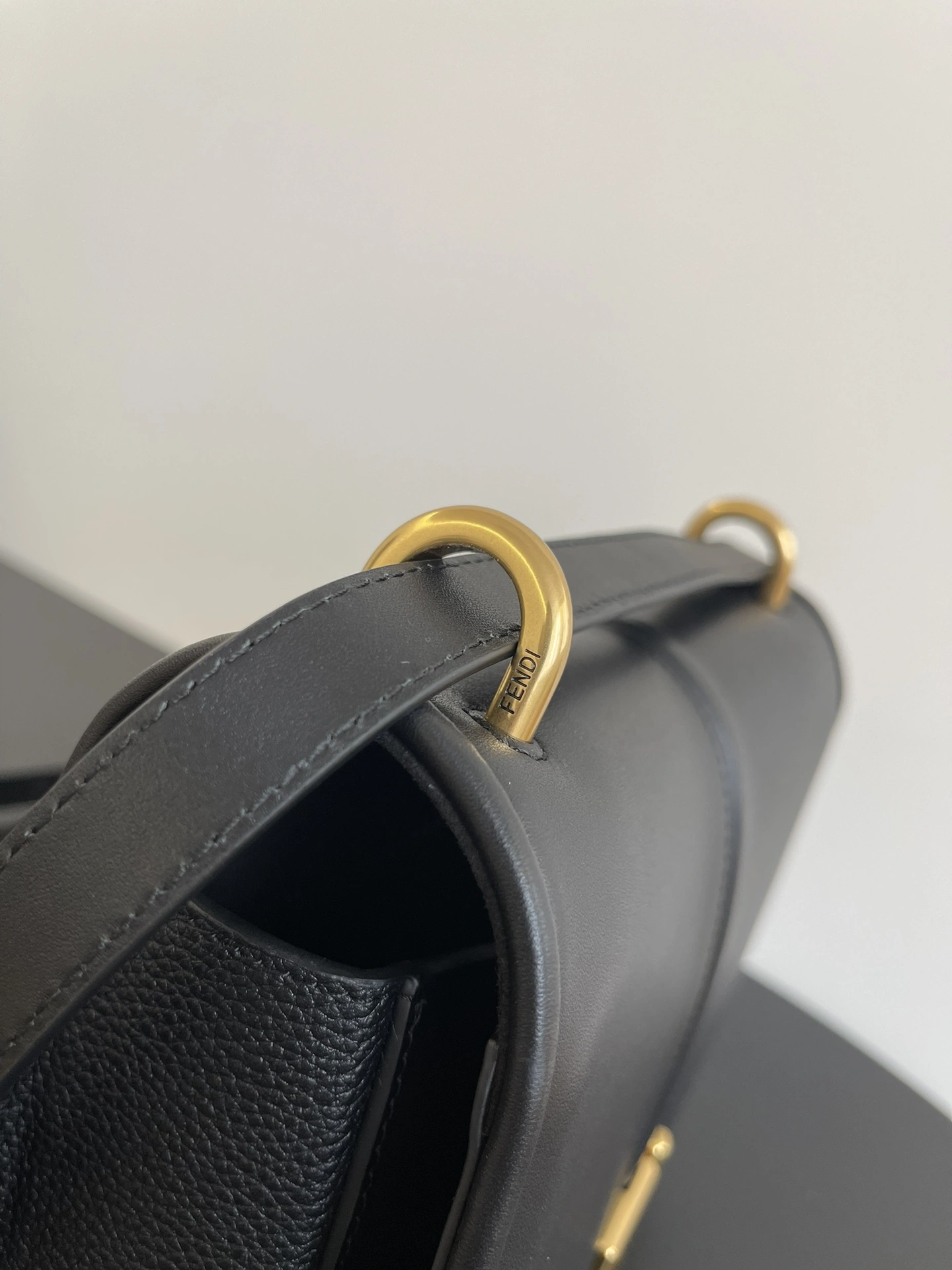 Fendi Satchel Bags Practical 69832