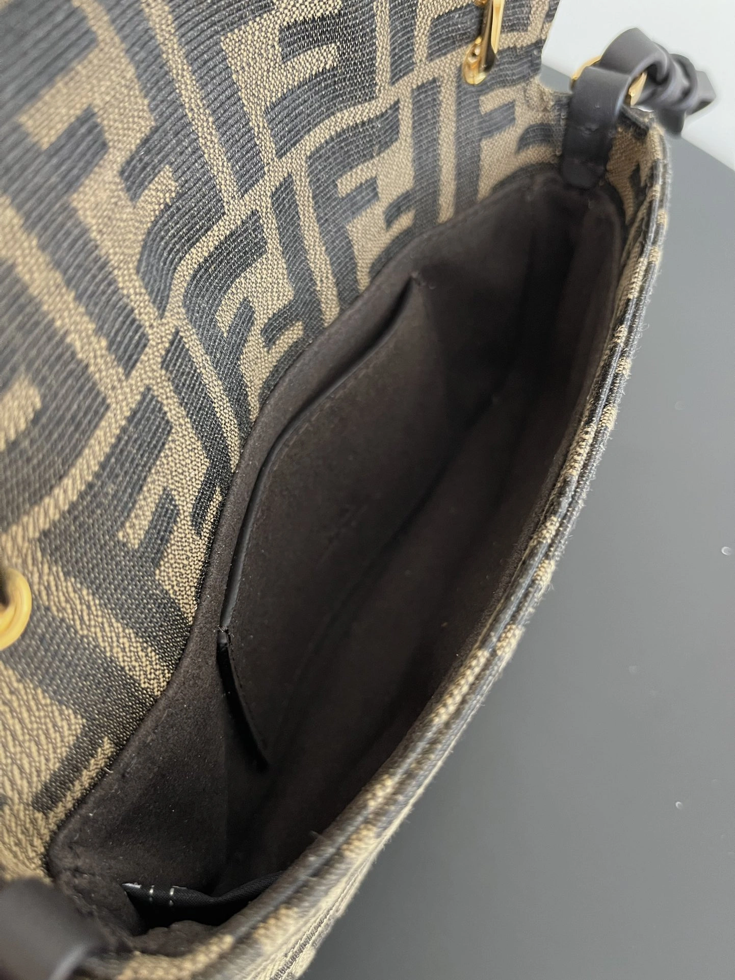 Comfortable Fendi Satchel Bags 69828
