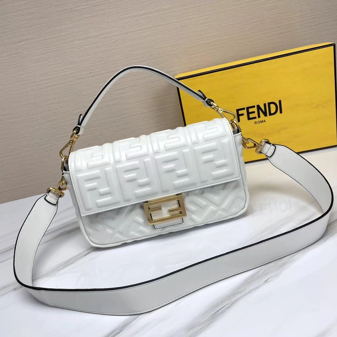 Fendi Satchel Bags Sleek 69825