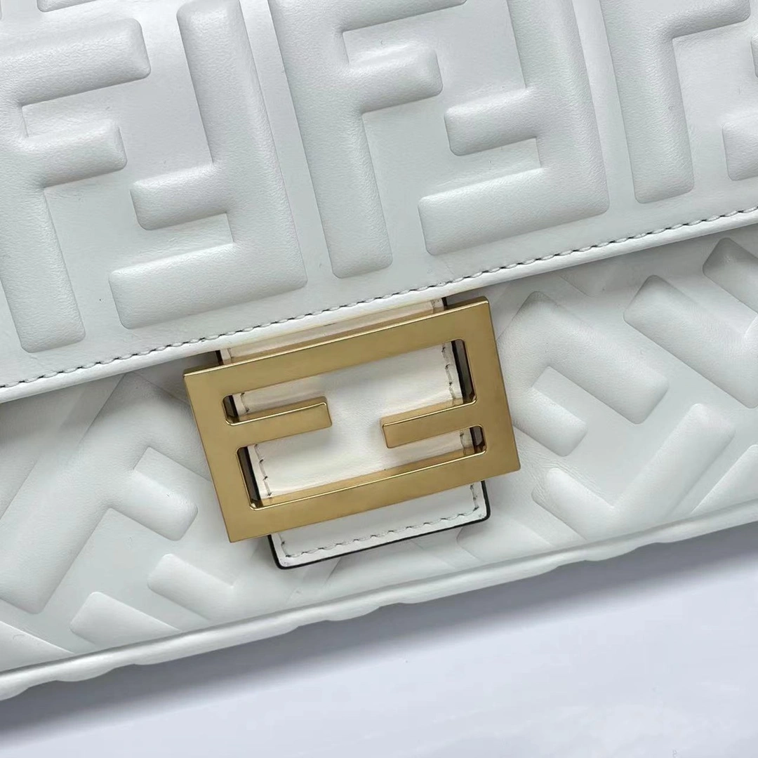 Fendi Satchel Bags Sleek 69825