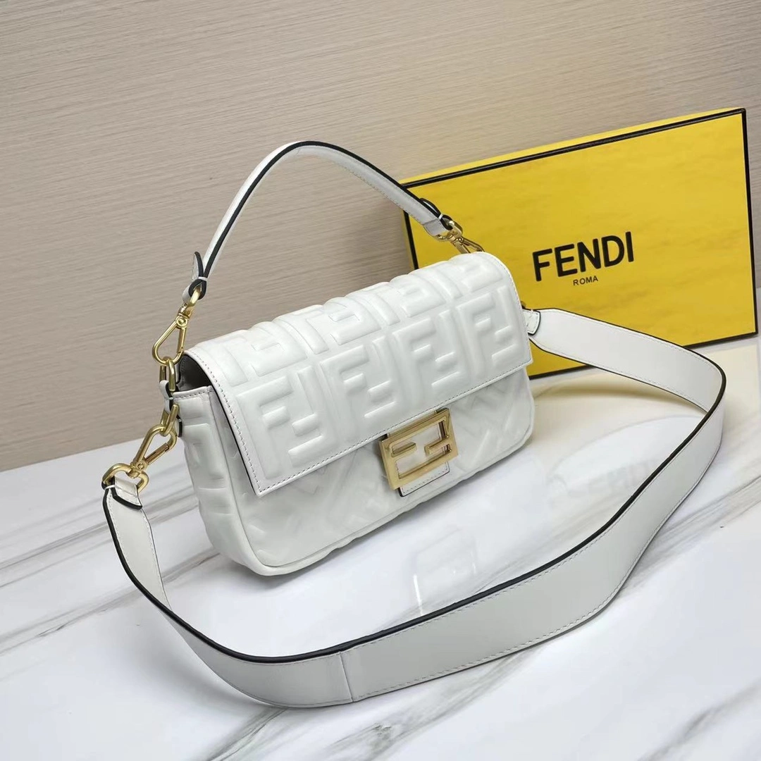 Fendi Satchel Bags Sleek 69825