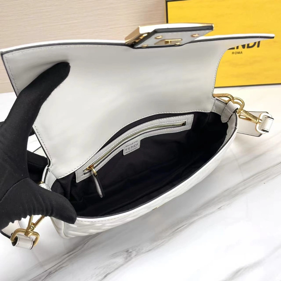 Fendi Satchel Bags Sleek 69825