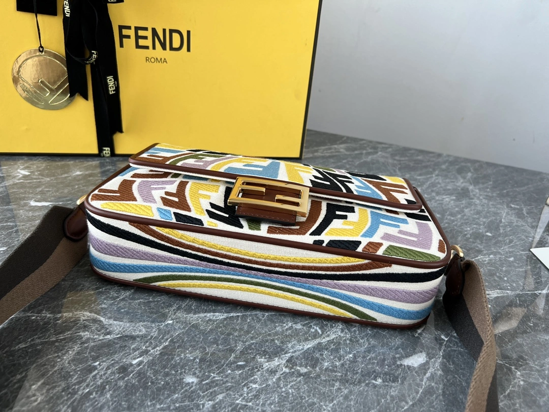 Stretchable Fendi Satchel Bags 69781