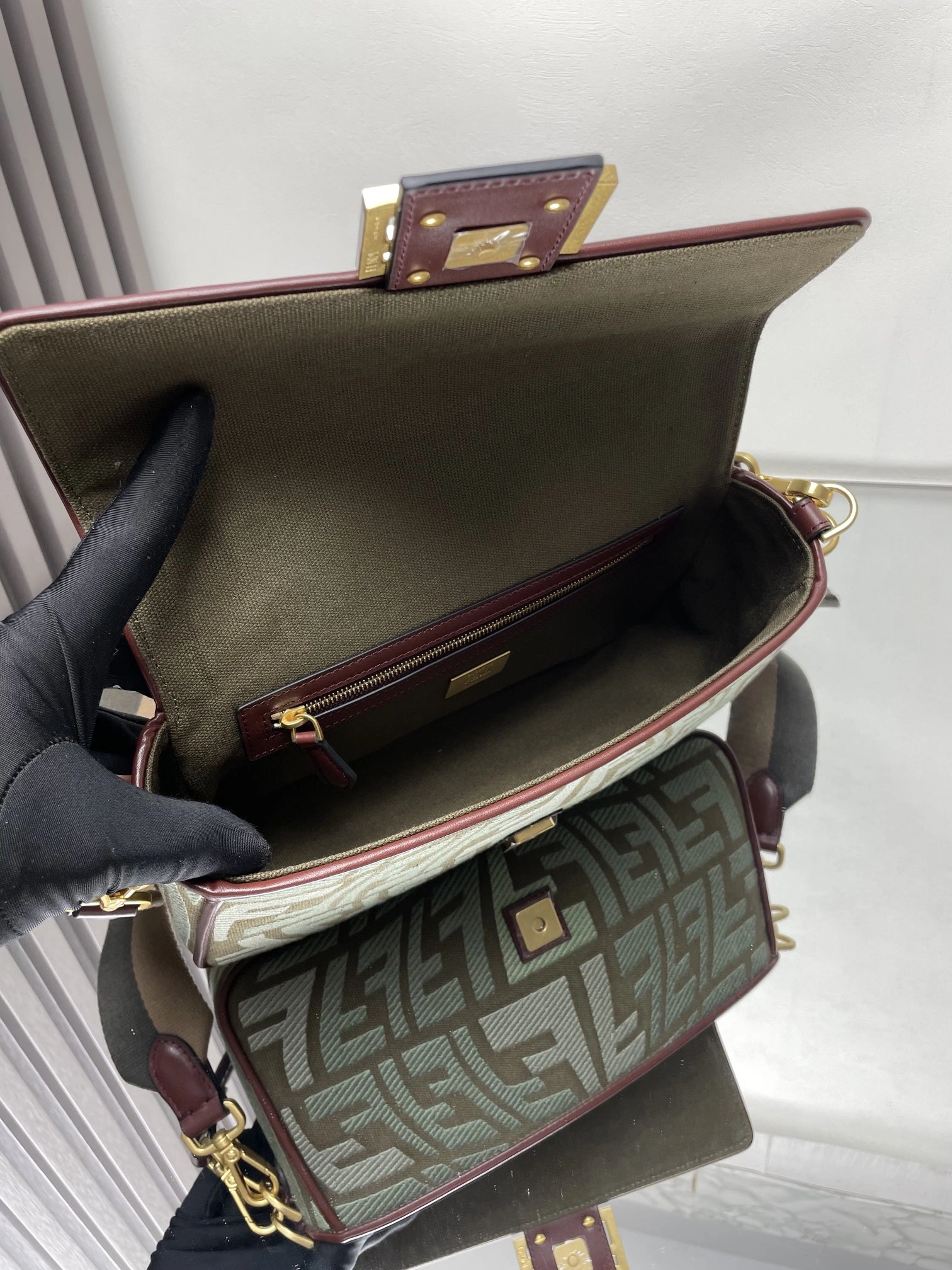 Stylish Fendi Satchel Bags 69767