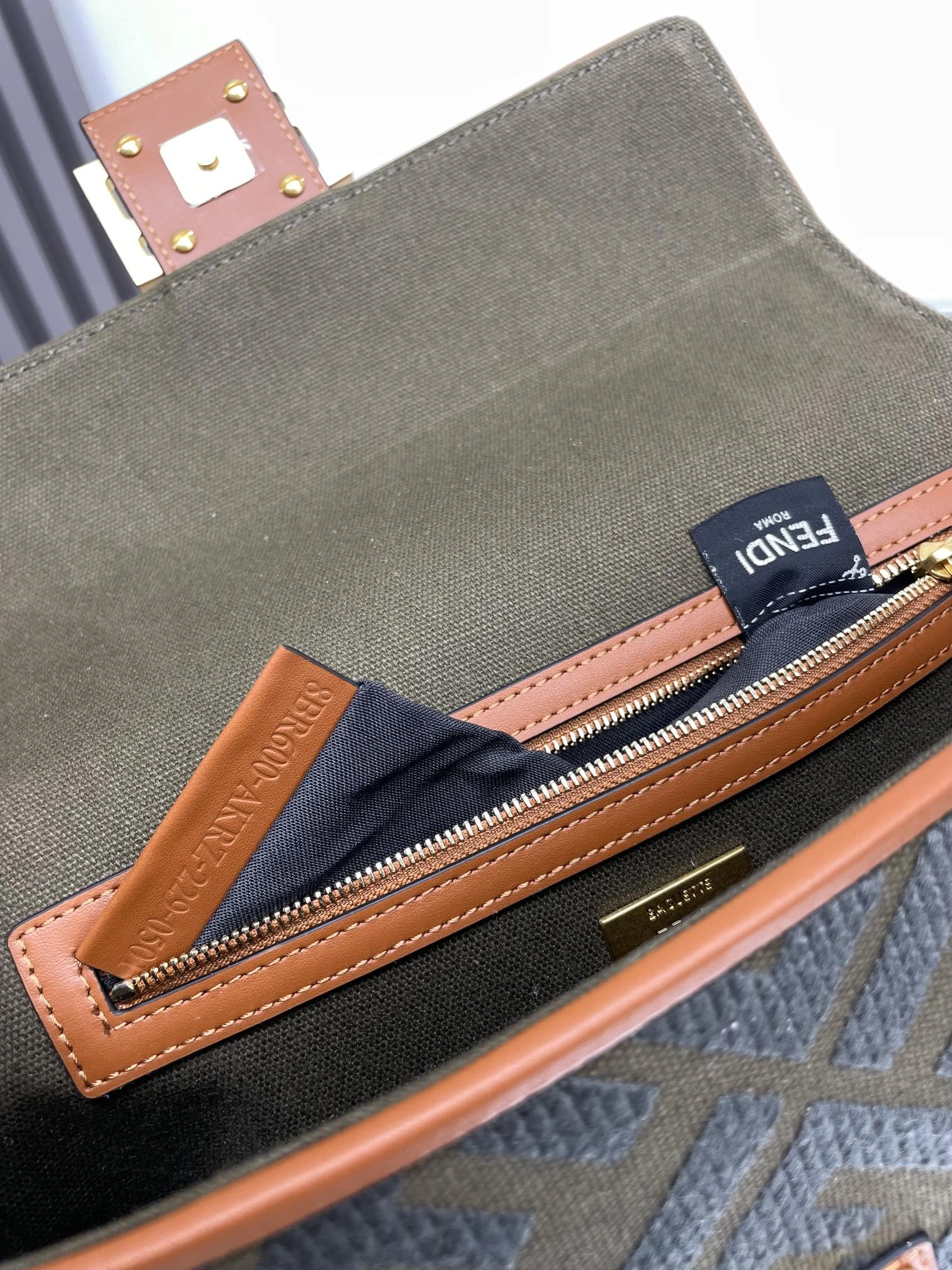 Youthful Fendi Satchel Bags 69782