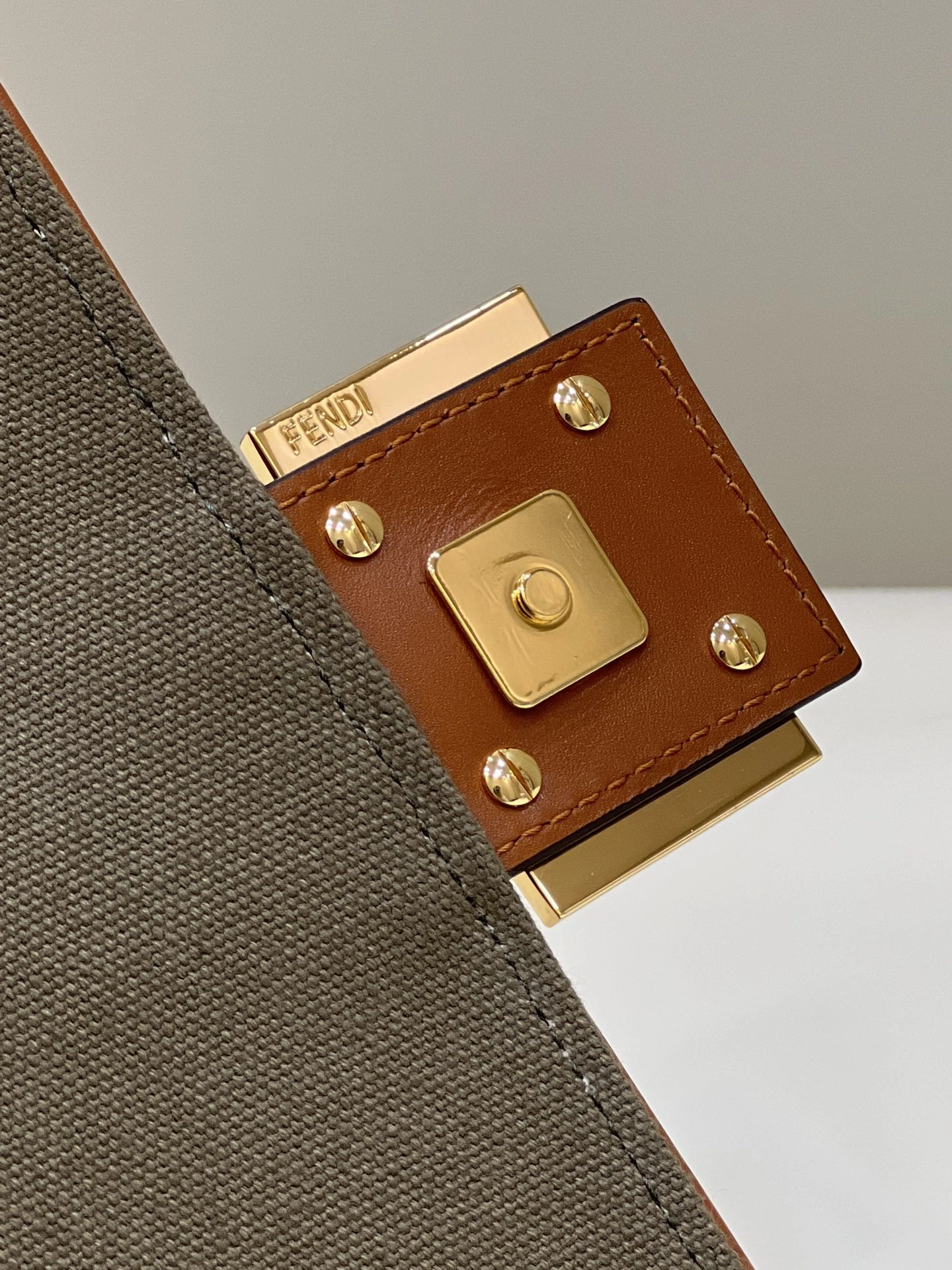 Fendi Satchel Bags Timeless 69777
