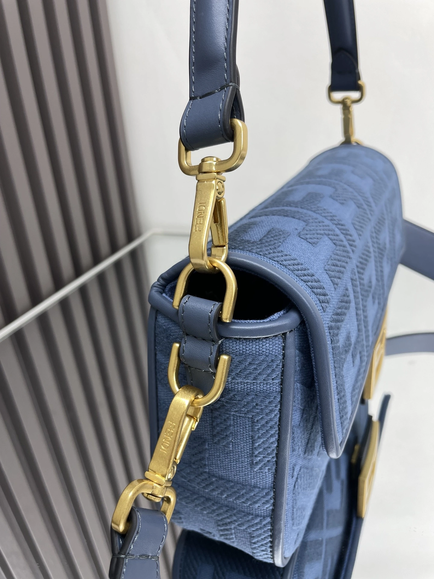 Fendi Satchel Bags Comfortable 69774
