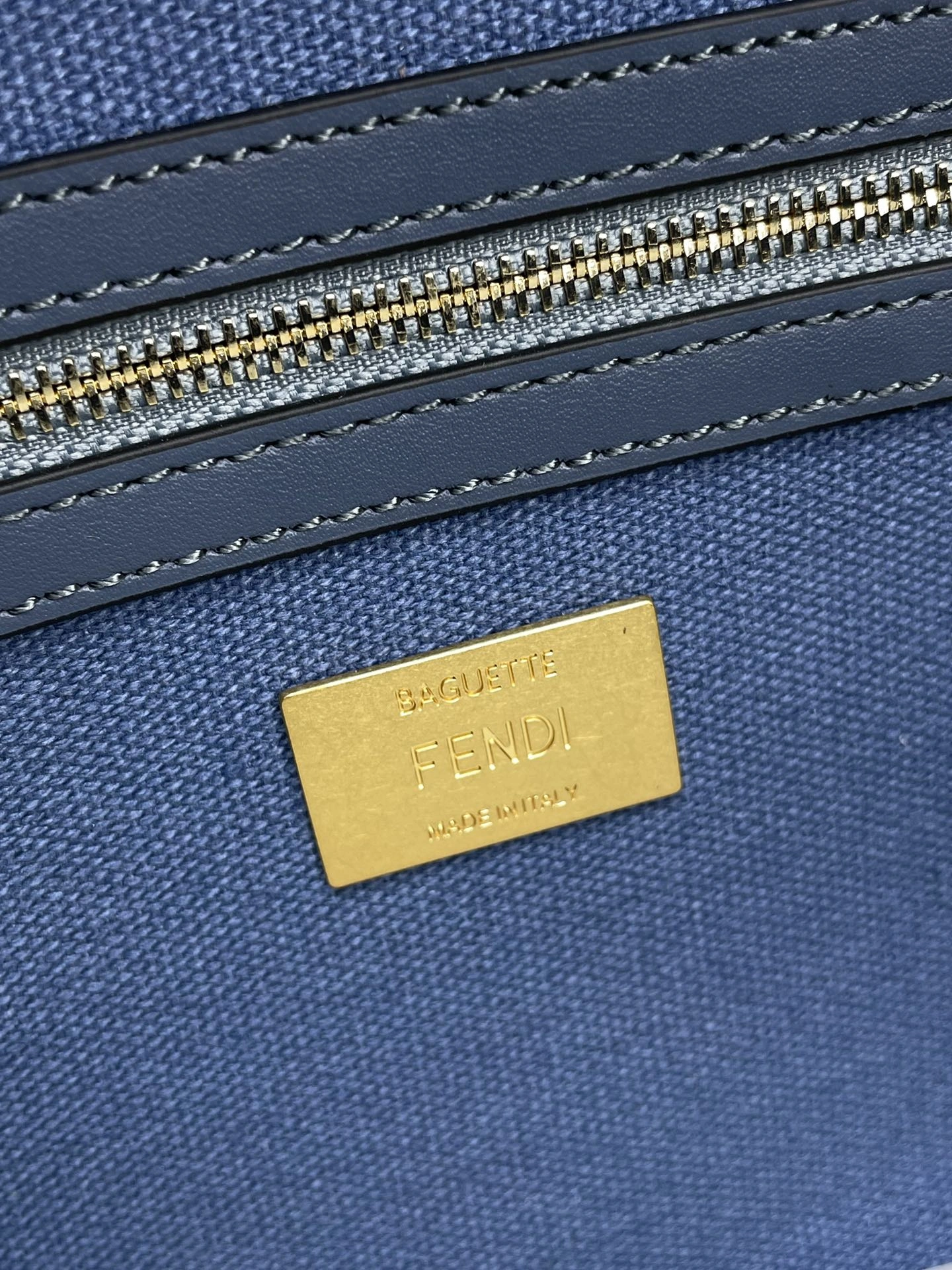 Fendi Satchel Bags Comfortable 69774