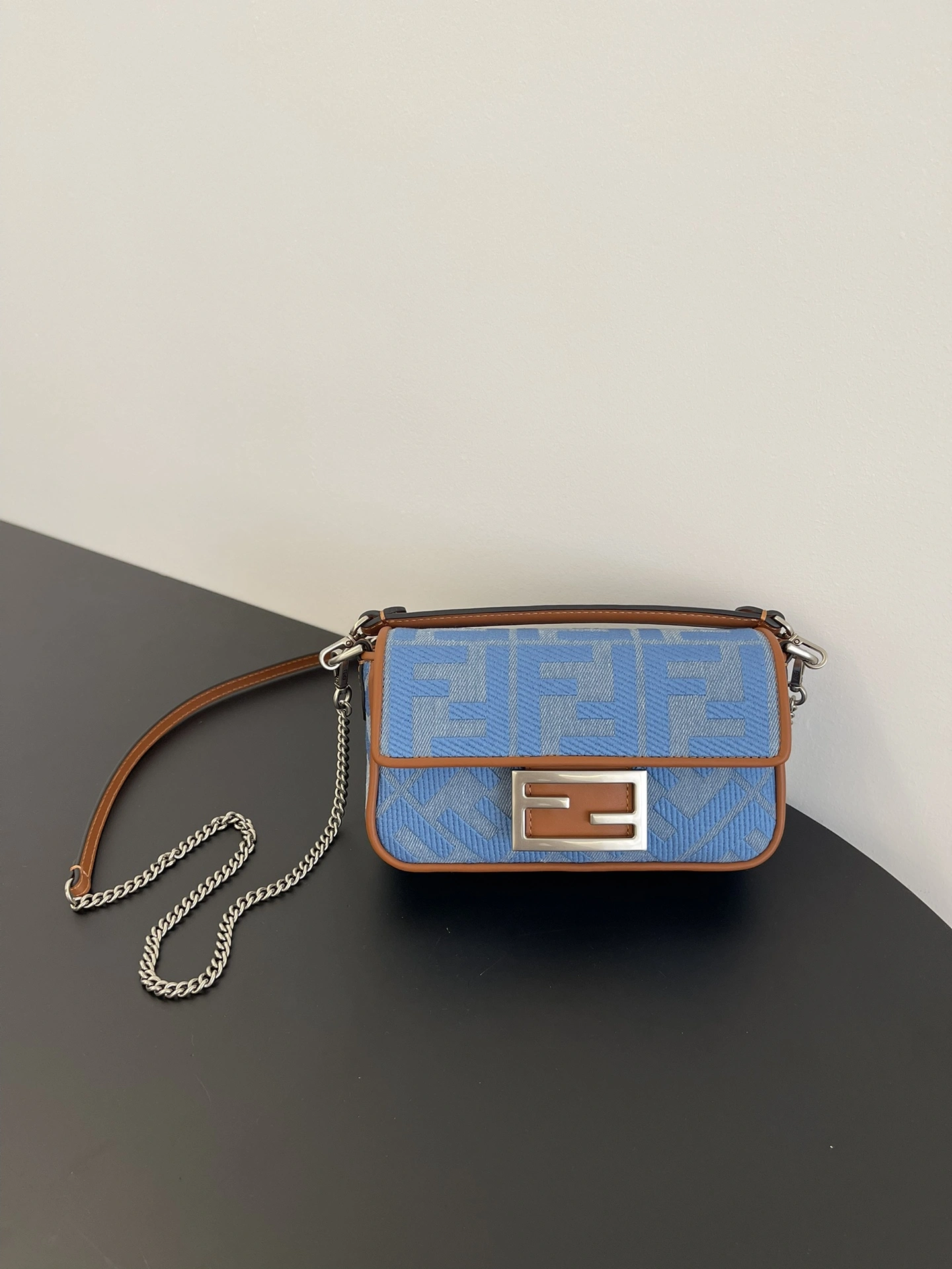Trendsetting Fendi Satchel Bags 69771