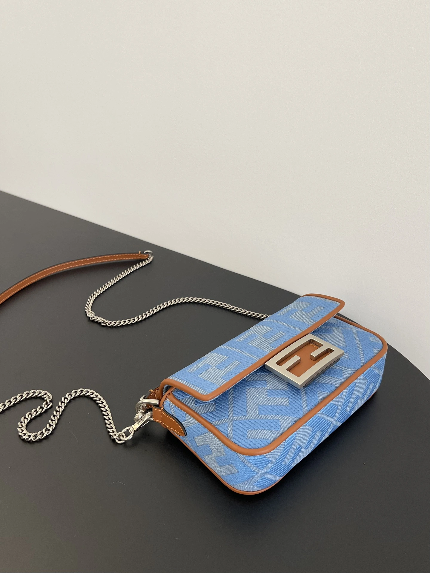 Trendsetting Fendi Satchel Bags 69771