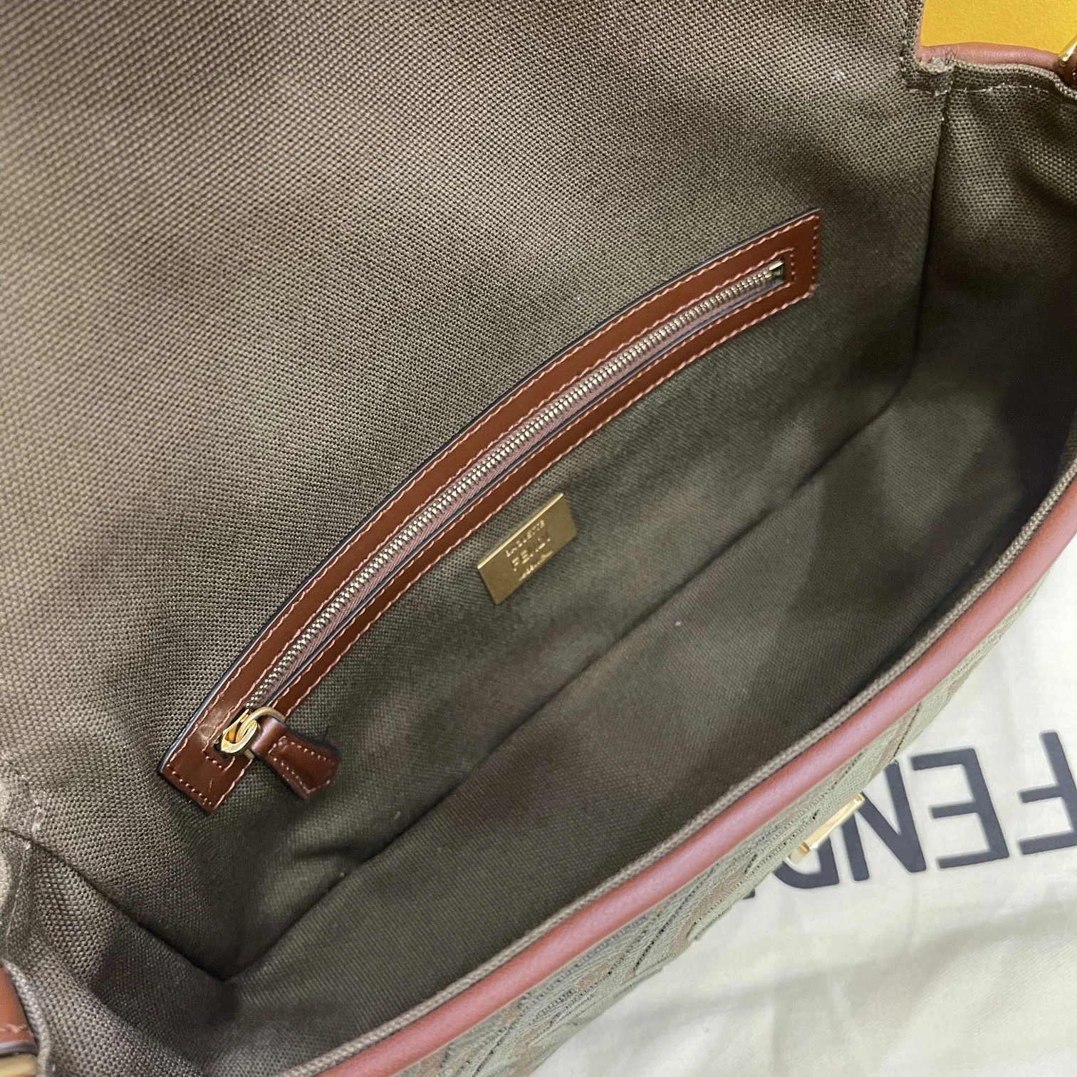 Fendi Satchel Bags Contemporary 69779