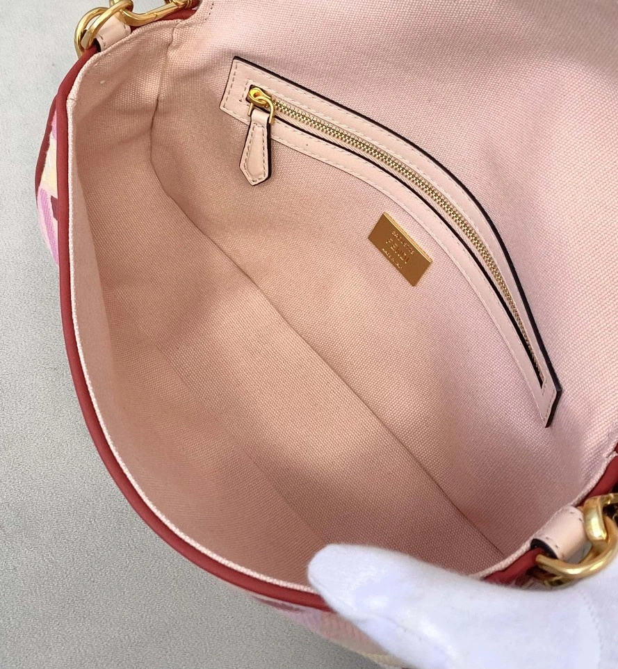 Breathable Fendi Satchel Bags 69789