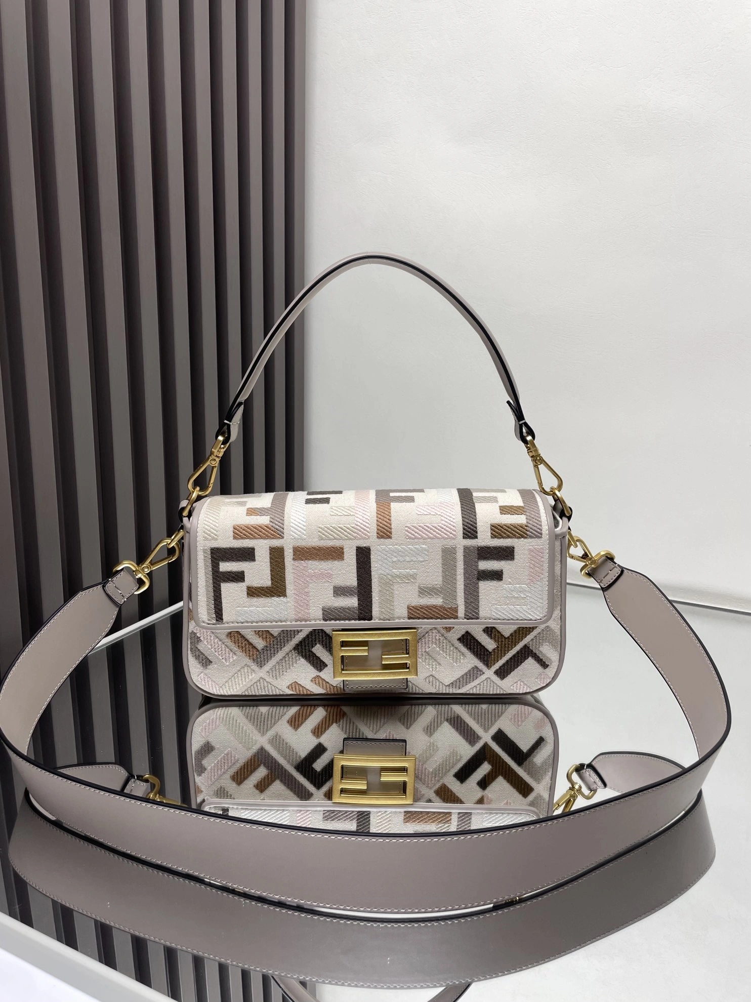 Fendi Satchel Bags Affordable 69770