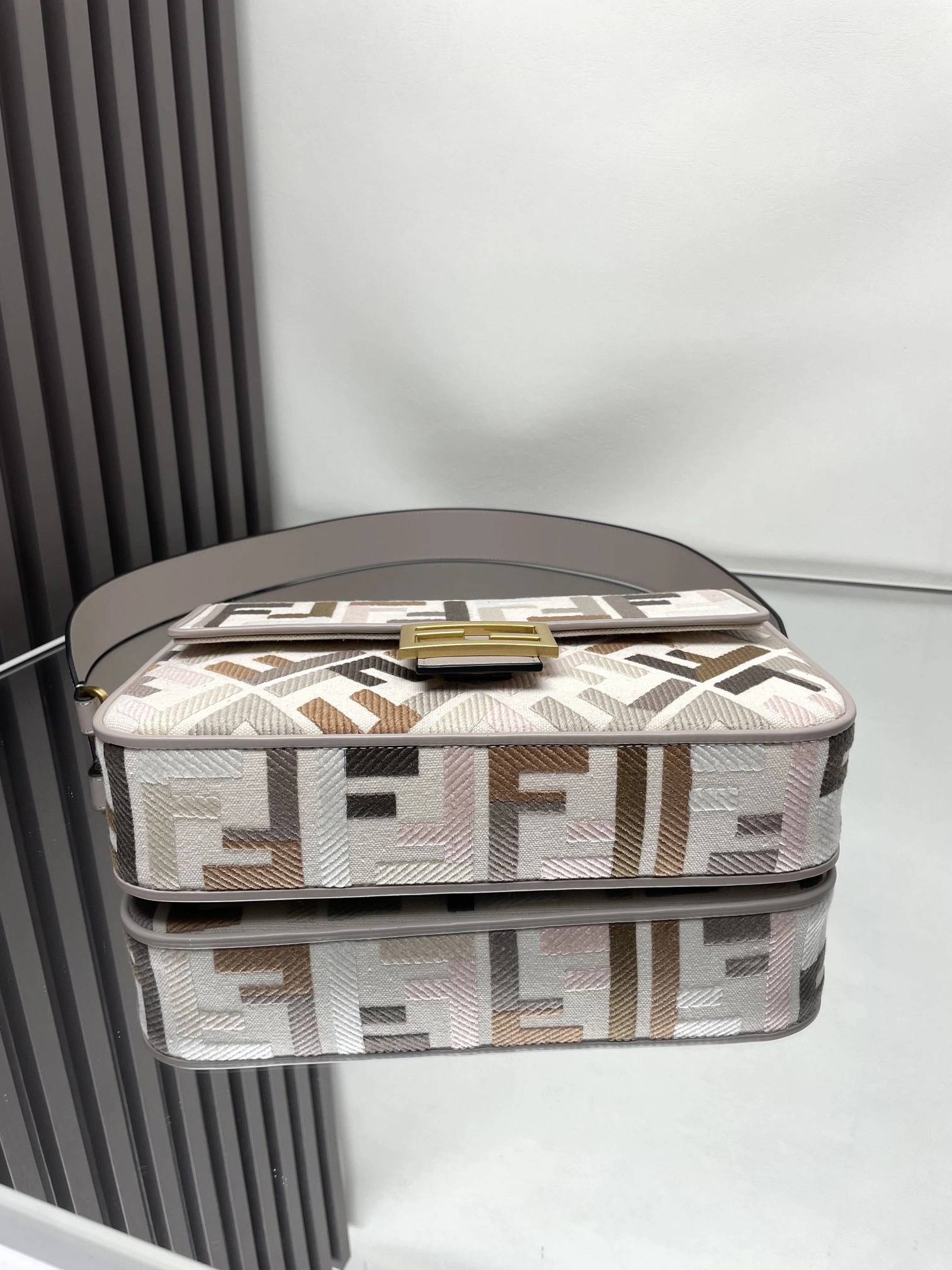 Fendi Satchel Bags Affordable 69770