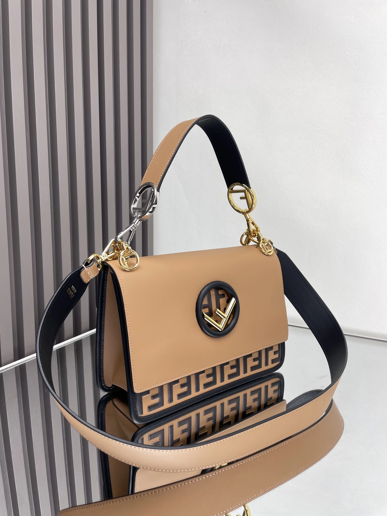 Soft Fendi Satchel Bags 69763