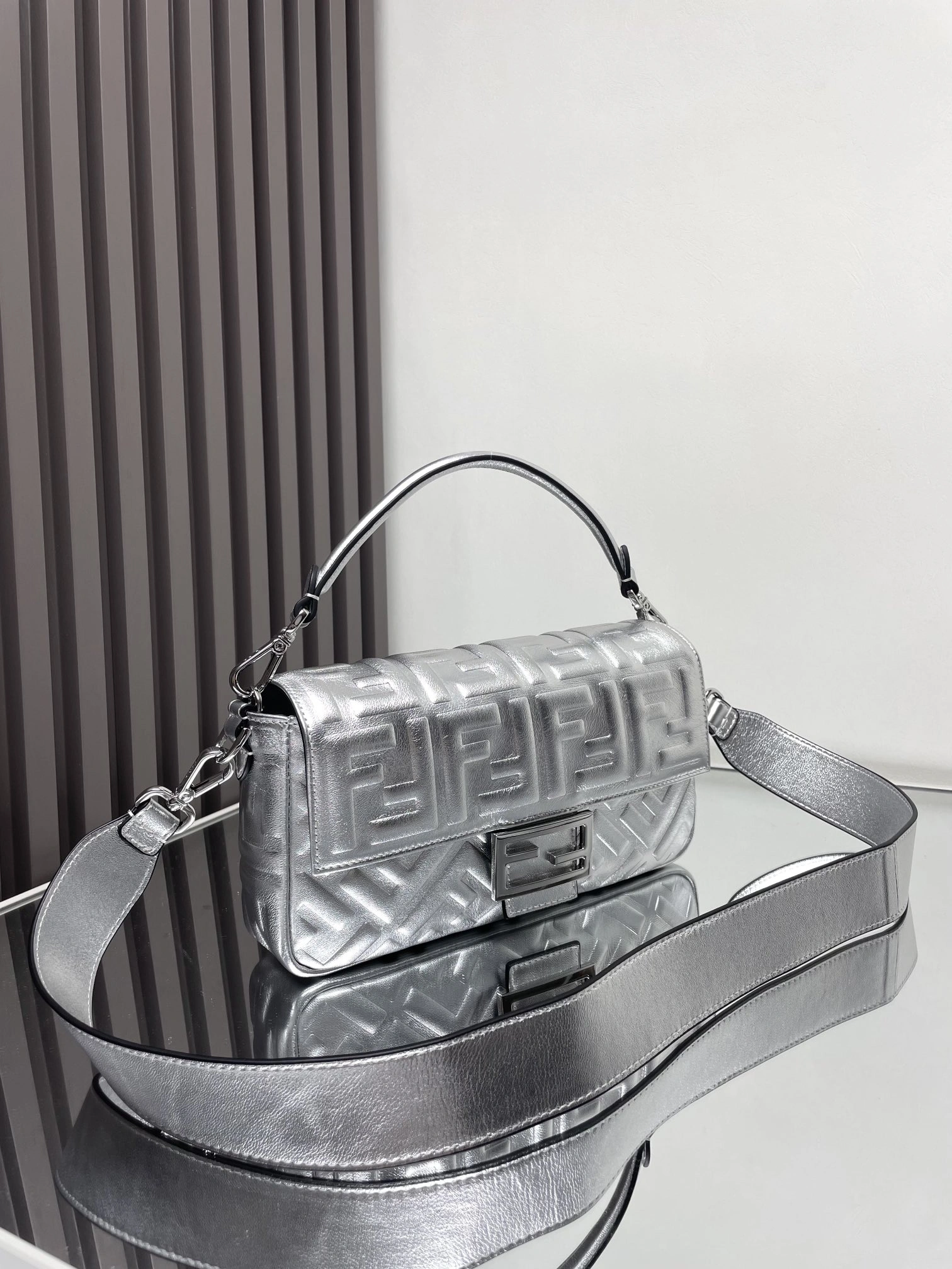 ZipUp Fendi Satchel Bags 69845