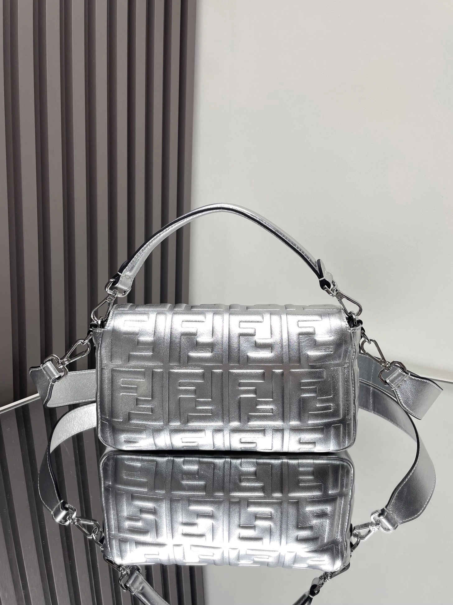 ZipUp Fendi Satchel Bags 69845