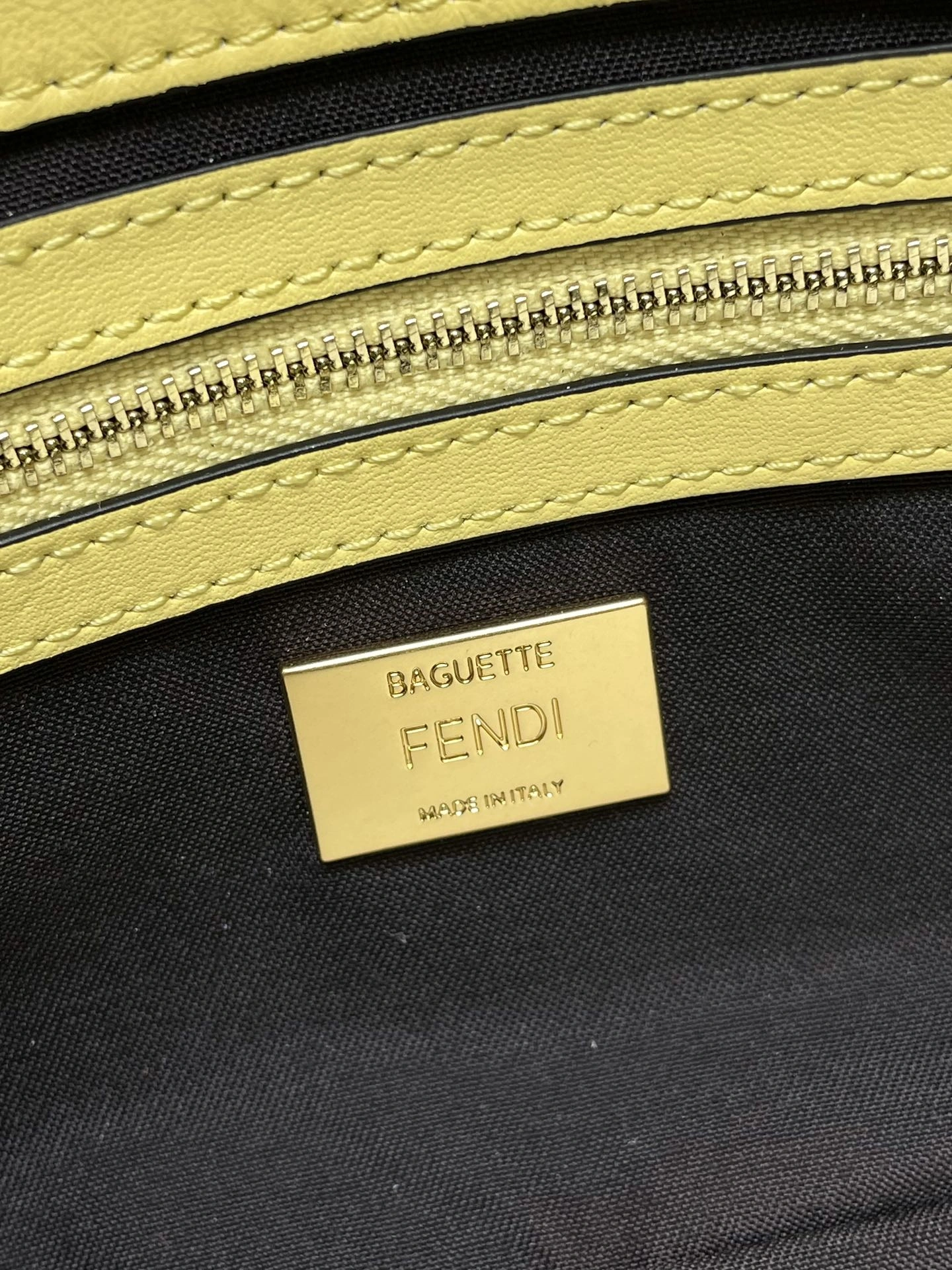 Modern Fendi Satchel Bags 69823