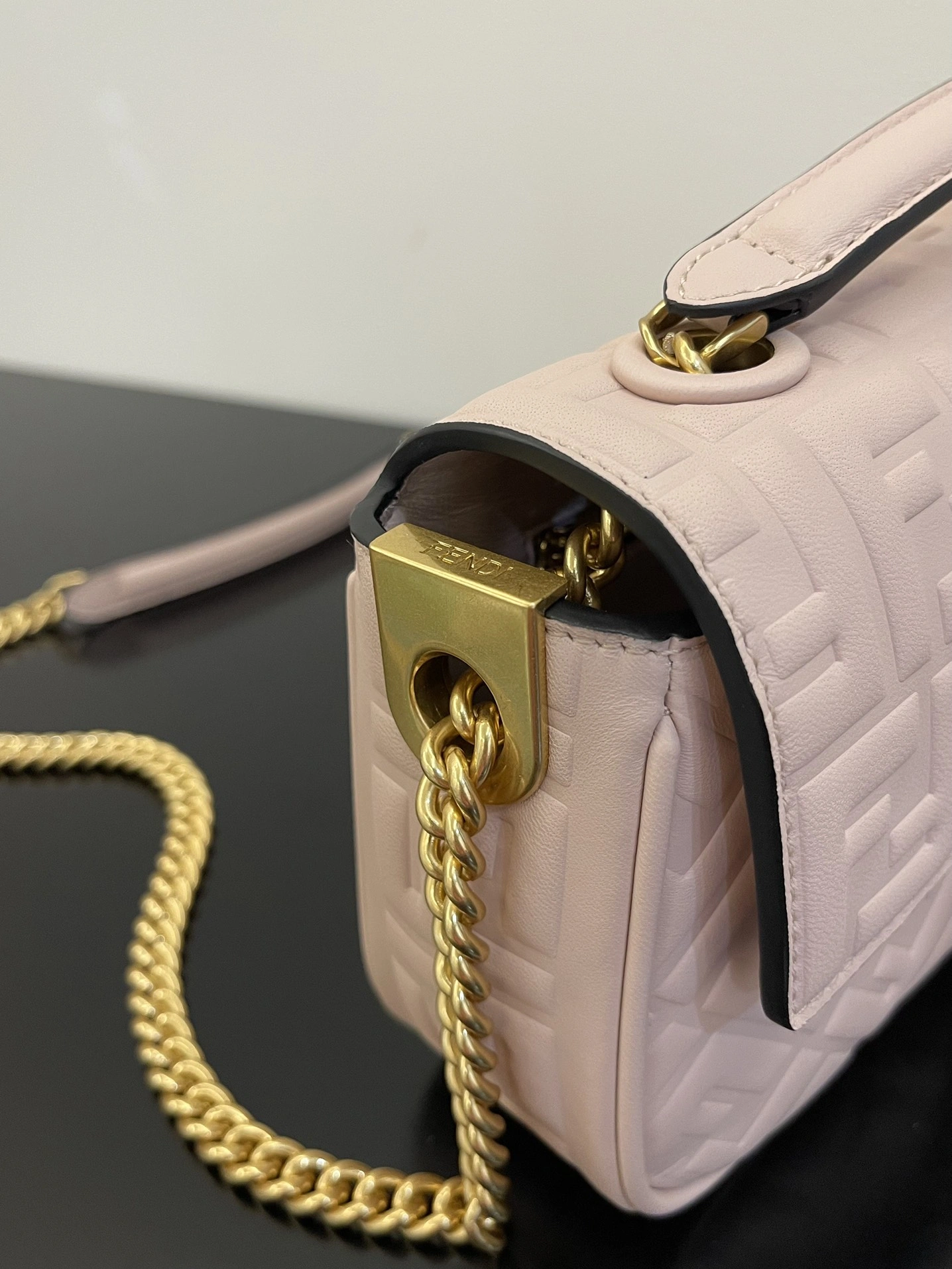 Soft Fendi Satchel Bags 69756