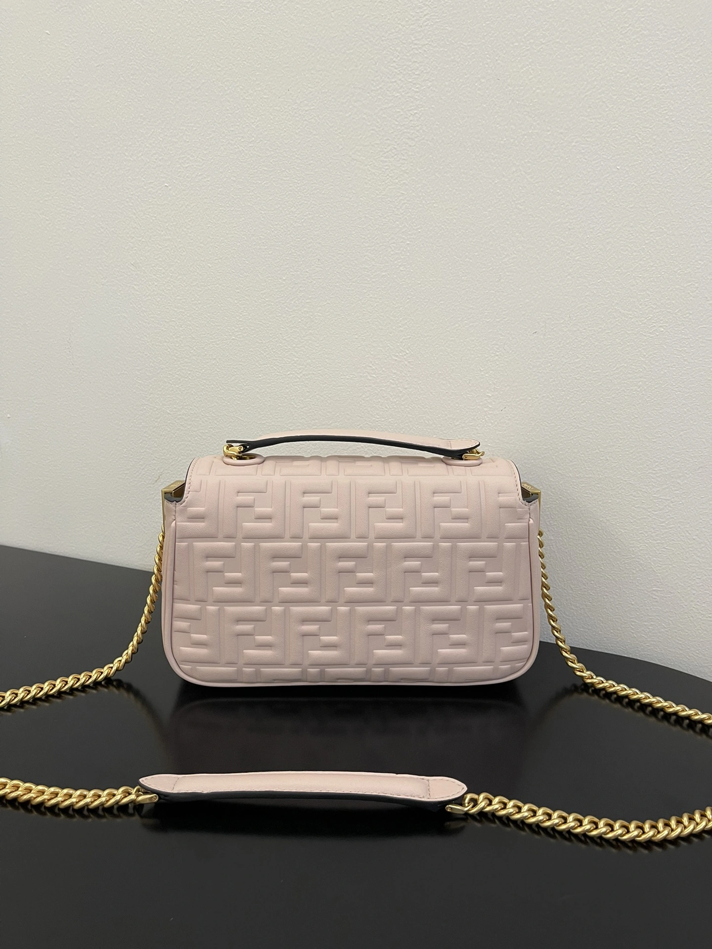 Soft Fendi Satchel Bags 69756