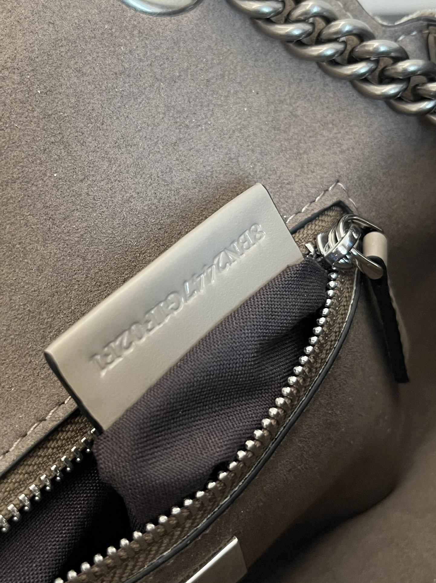 Lightweight Fendi Satchel Bags 69755
