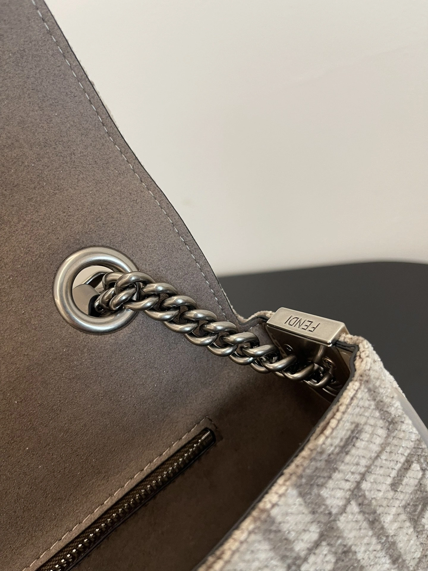 Lightweight Fendi Satchel Bags 69755