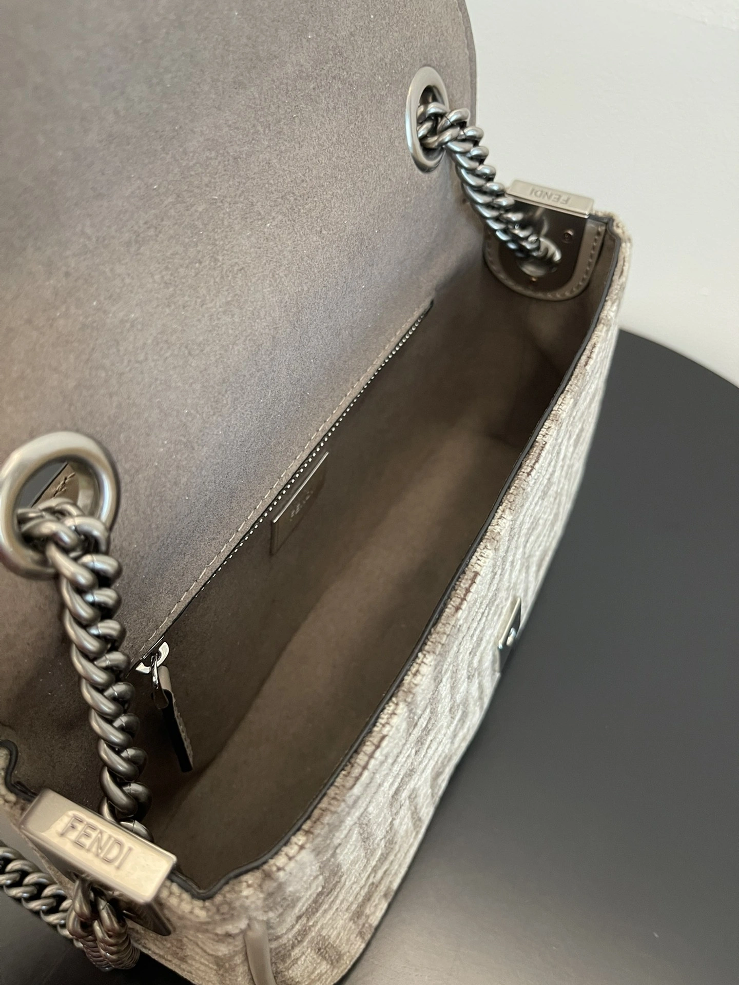Lightweight Fendi Satchel Bags 69755