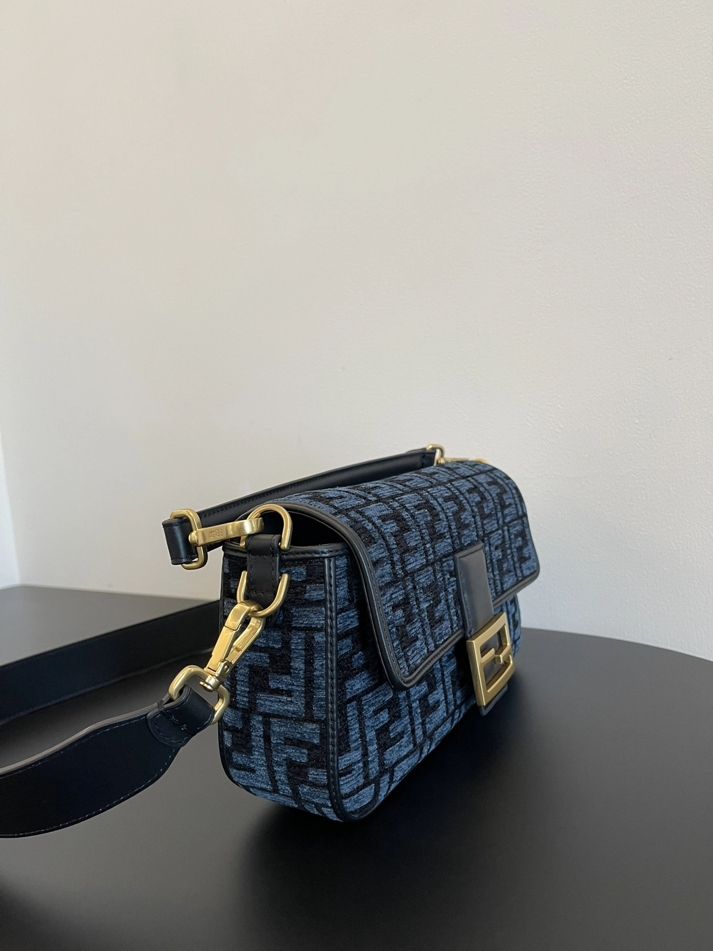 Bright Fendi Satchel Bags 69753