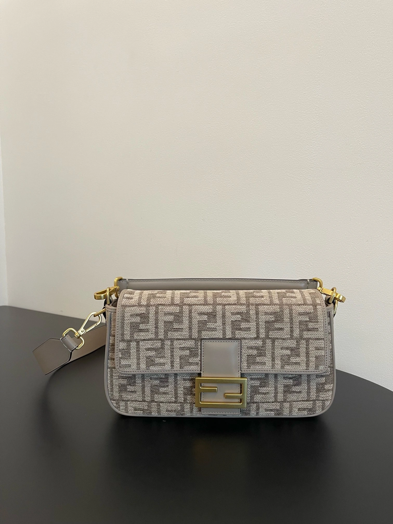 Fendi Satchel Bags MultiPurpose 69751