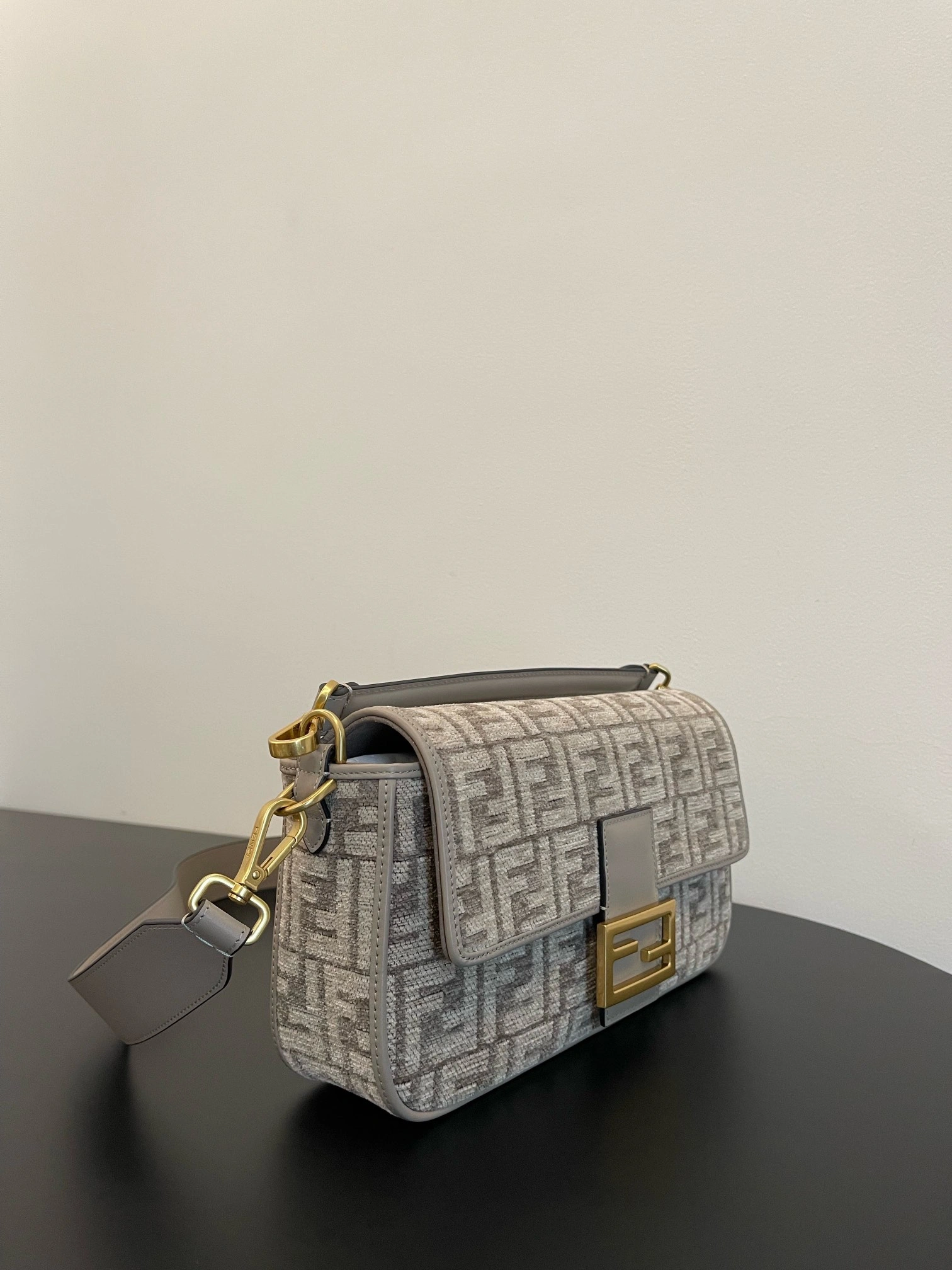Fendi Satchel Bags MultiPurpose 69751