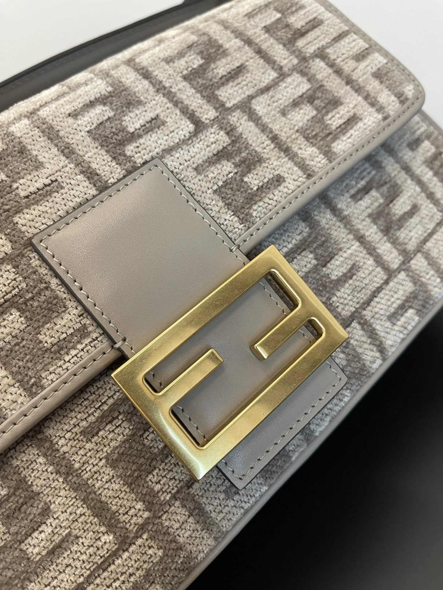 Fendi Satchel Bags MultiPurpose 69751