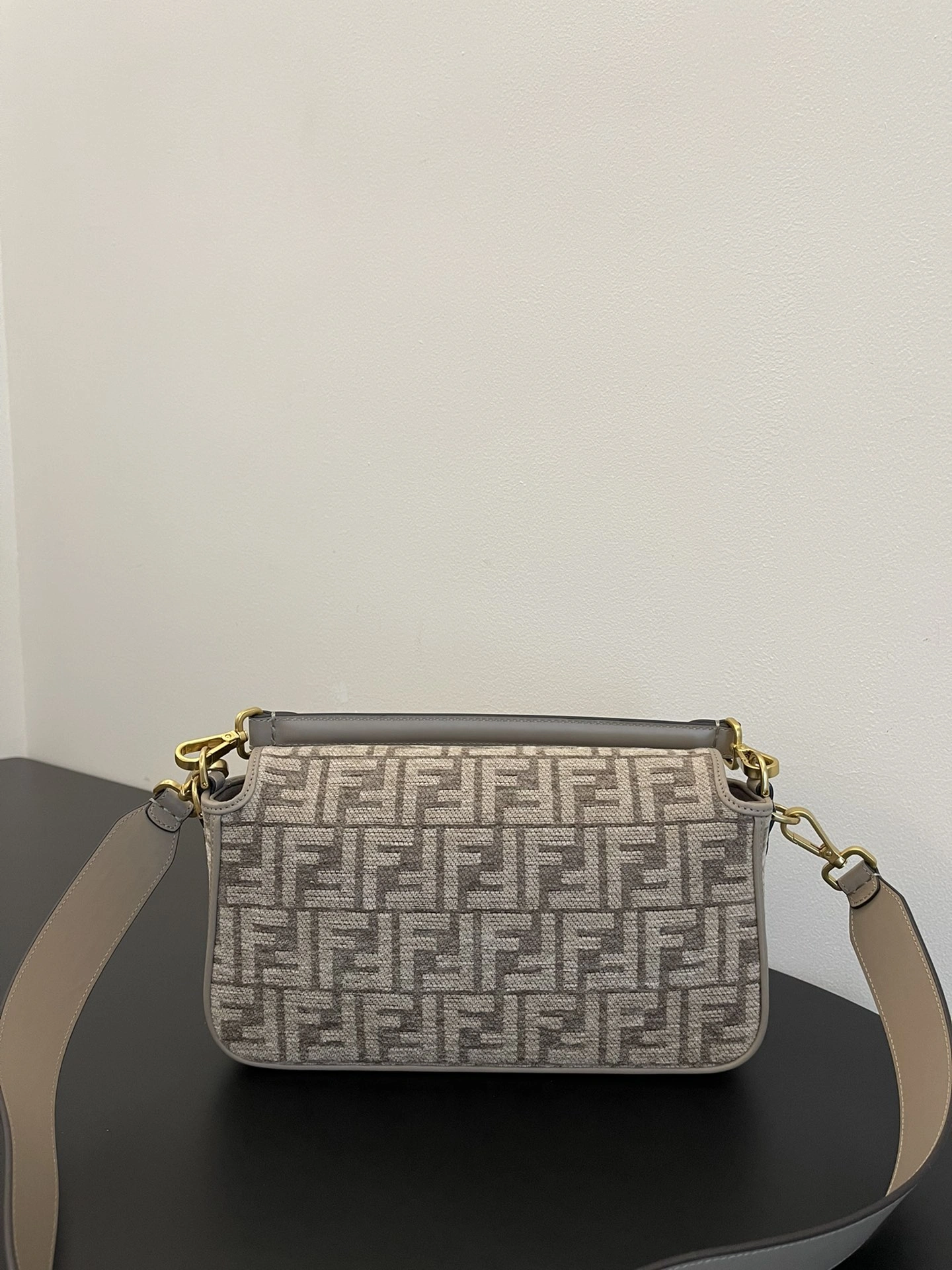 Fendi Satchel Bags MultiPurpose 69751