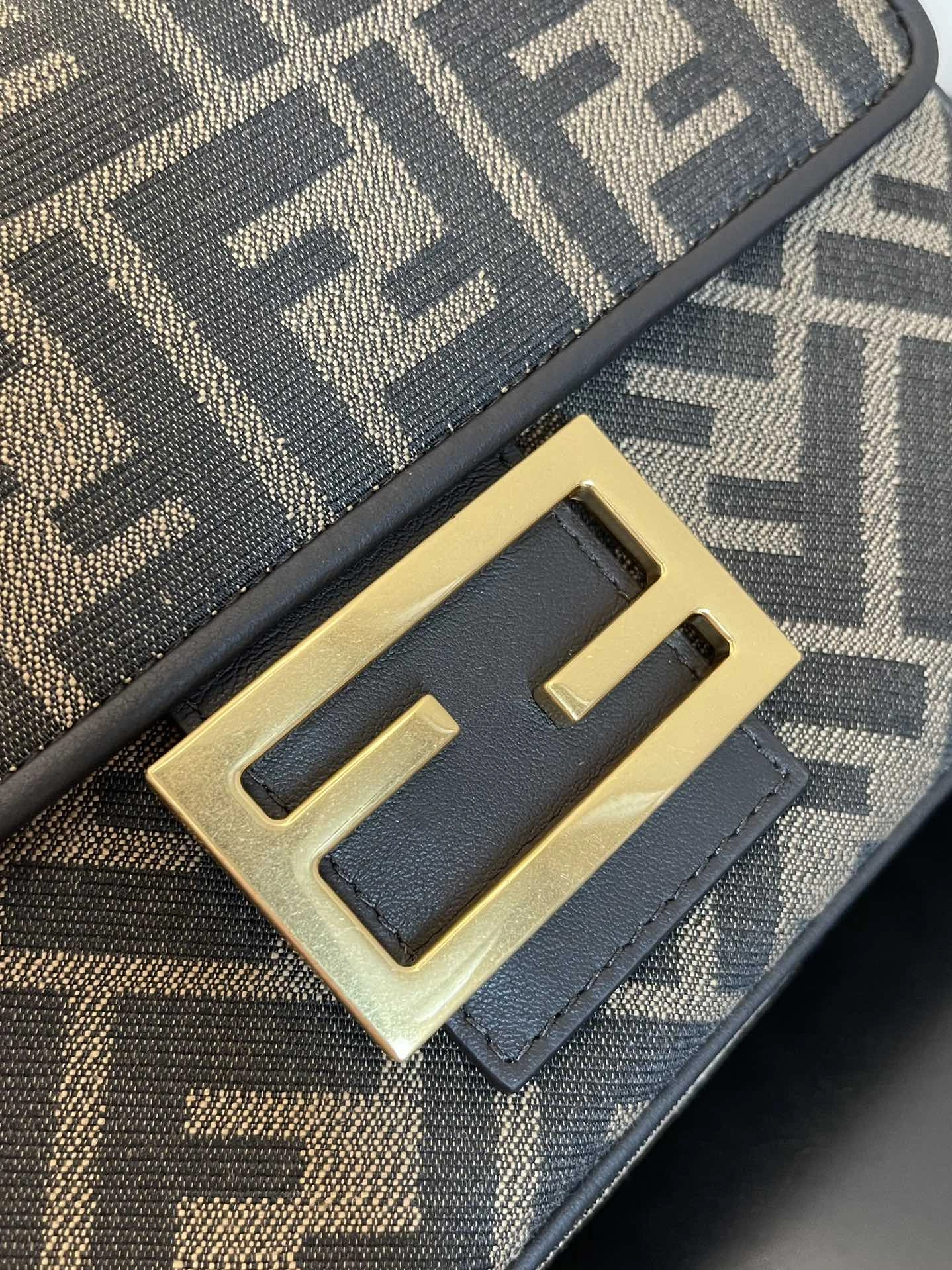 Trendsetting Fendi Satchel Bags 69752