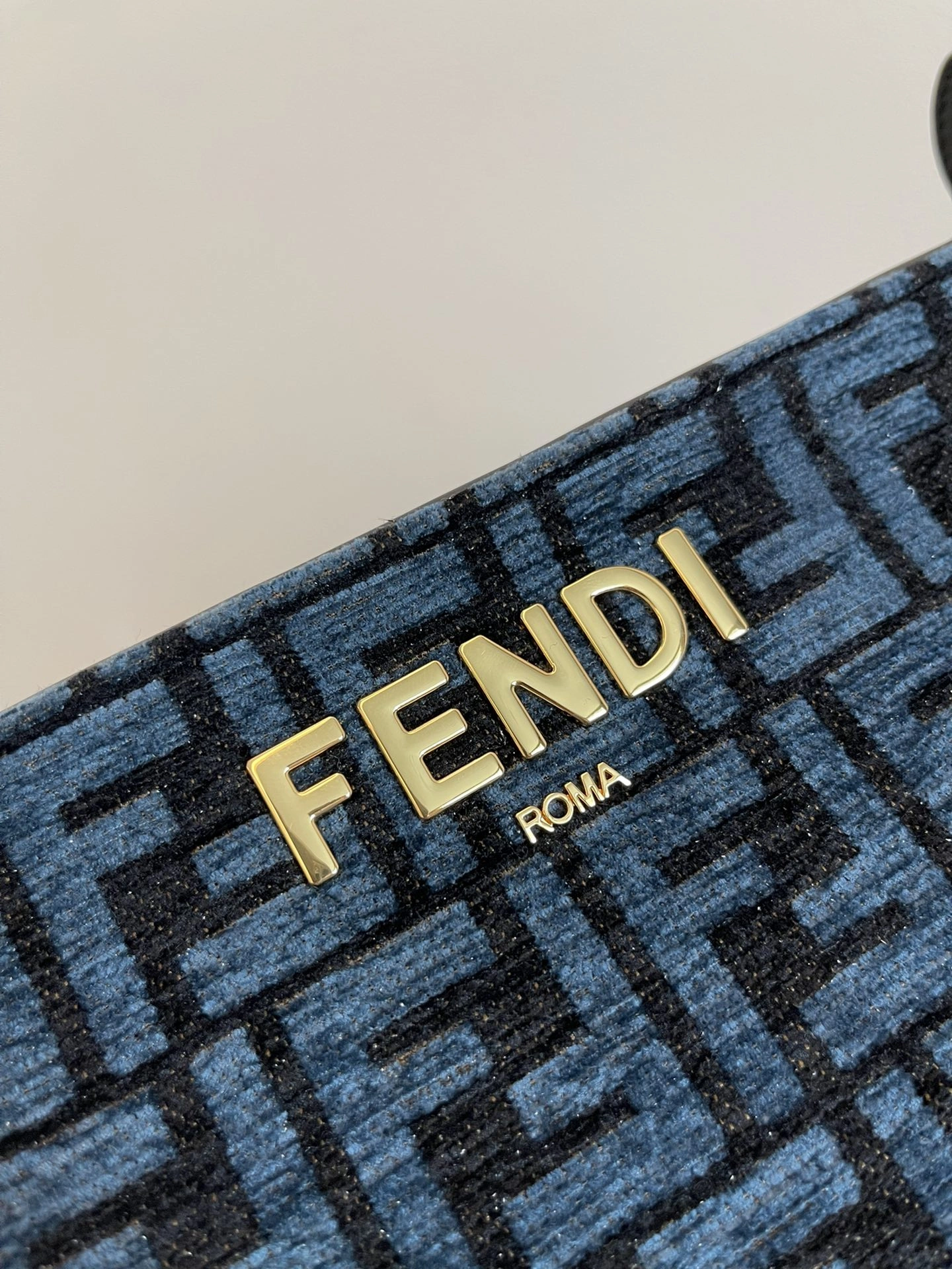 Fendi Satchel Bags ComfortFit 69791