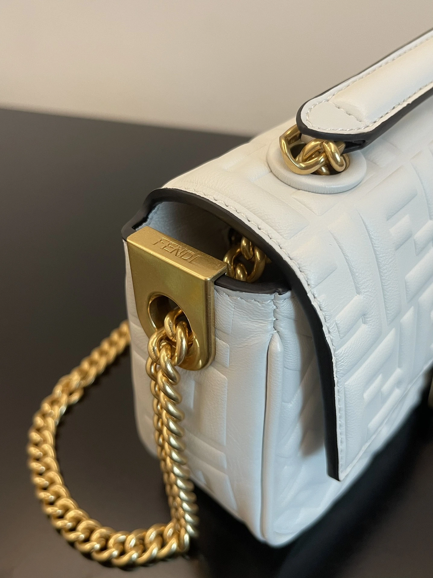Sporty Fendi Satchel Bags 69745