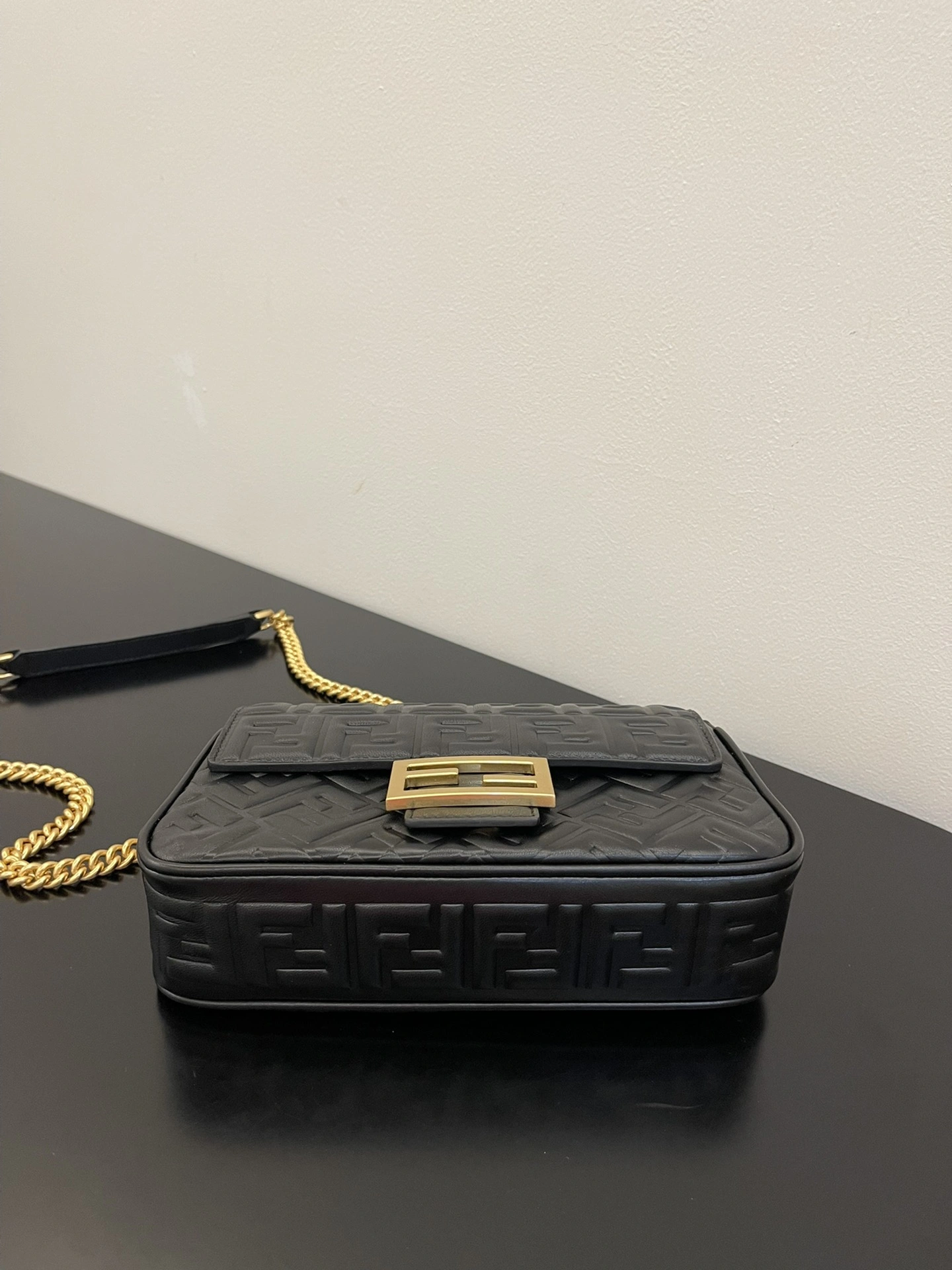 Fendi Satchel Bags Seasonal 69749