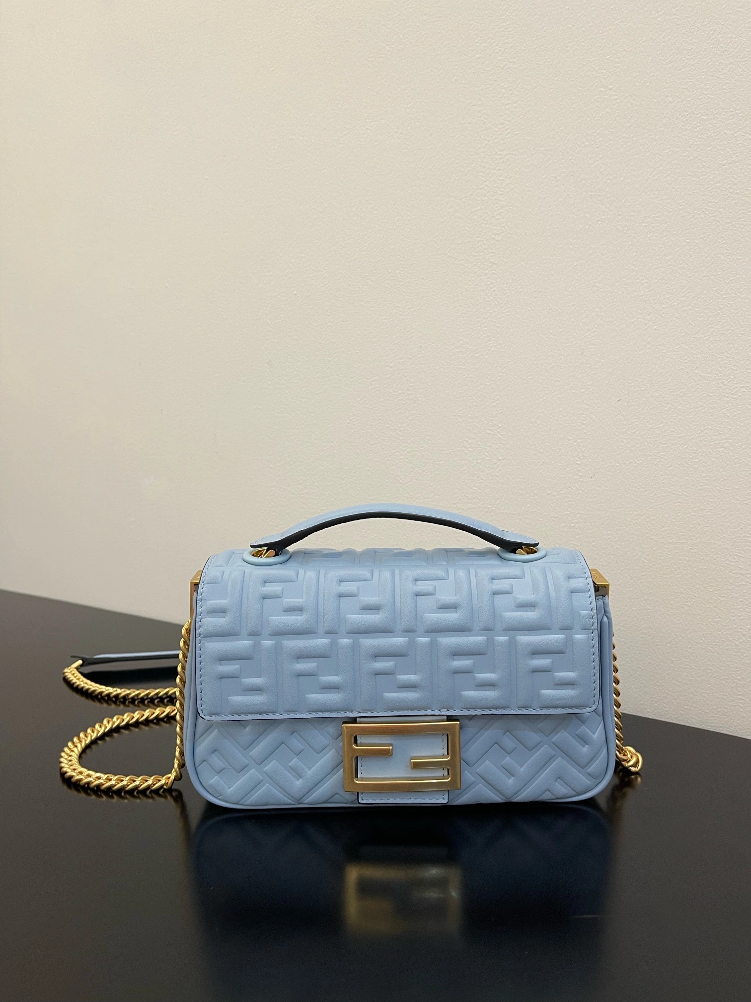 Fendi Satchel Bags Stretchable 69748