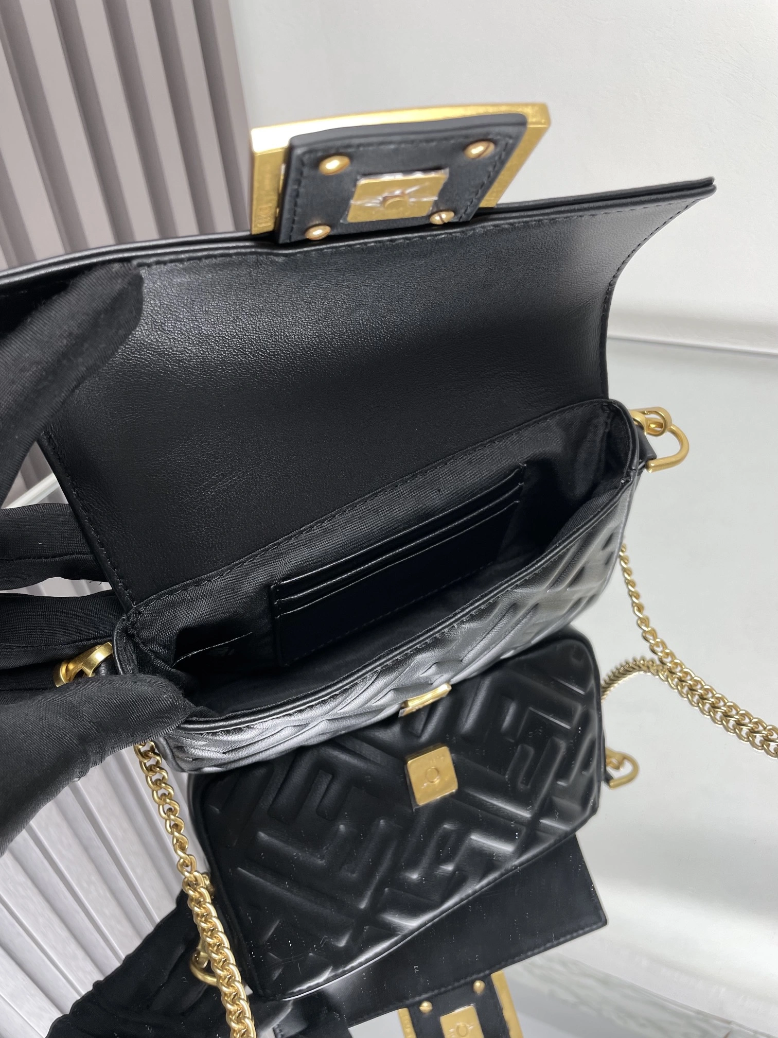 Contemporary Fendi Satchel Bags 69750