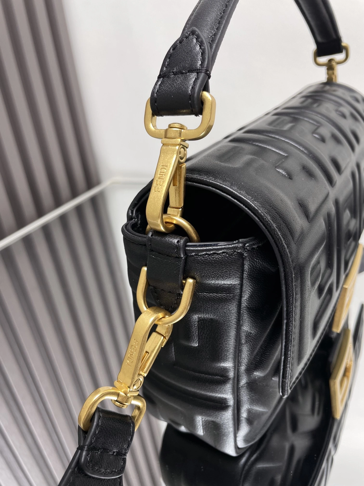 FastDry Fendi Satchel Bags 69744