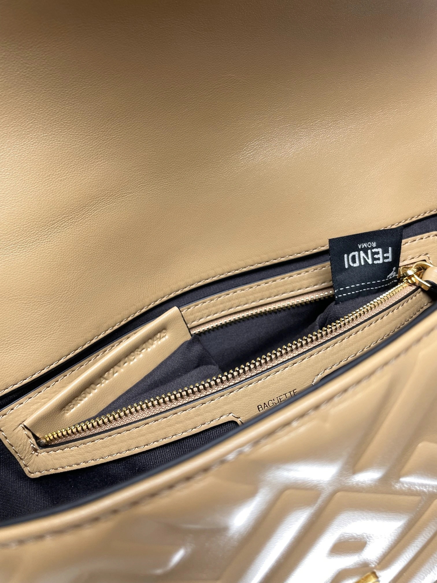 Fendi Satchel Bags Packable 69743