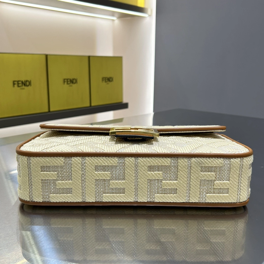Breathable Fendi Satchel Bags 69730