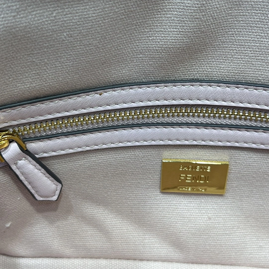 Sporty Fendi Satchel Bags 69729